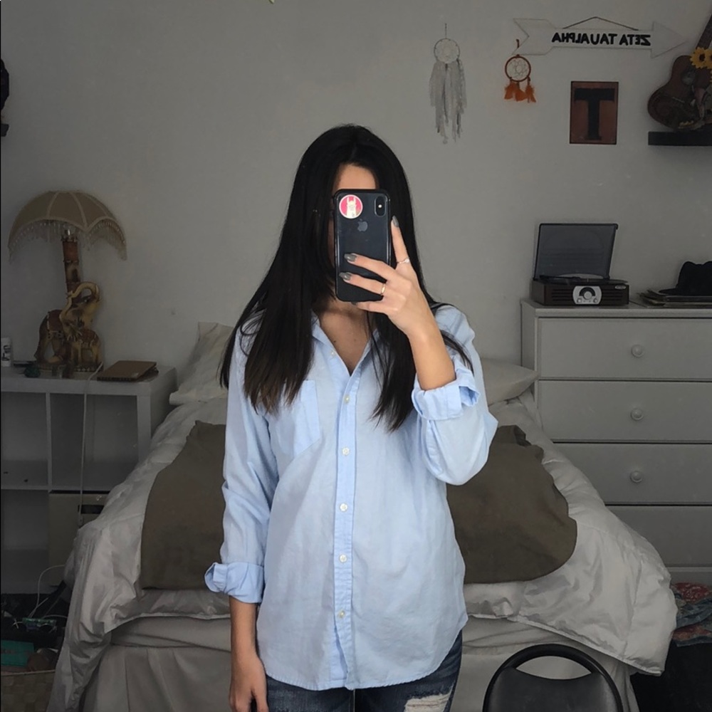Button up - Picture 3 of 6